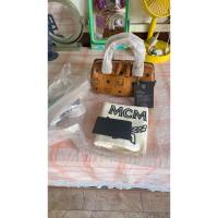 ราคา mcmแท้มือ1miniบอสตันอุปกรณ์ครบถูกตาแตก (57106203610)