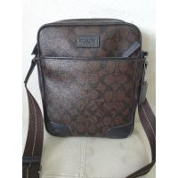 ราคา Coach men กระเป๋าสะพายcrossbody ของแท้100% มือ2สภาพดีเหมือนถอยออกจากshop มีแค่ตัวกระเป๋า (11630167902)