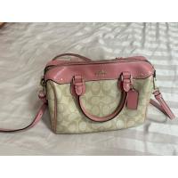 ราคา กระเป๋า Coach สีชมพู (51051954291)
