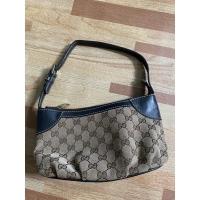 ราคา Gucciแท้ มือสองของแท้100% (18843083672)