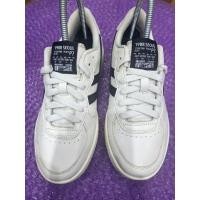 ราคา รองเท้าผ้าใบมือสอง ยี่ห้อ PRO-SPECS size 38.5 (29625292865)