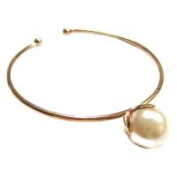 ราคา TANITTgems กำไลข้อมือทองประดับไข่มุกกลีบดอกไม้#203 (453187435)