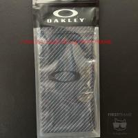 ราคา ถุงผ้า Oakley ของแท้ Microbag รุ่น Carbon Fiber (26833147180)