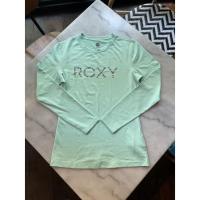 ราคา ‍♂️ เสื้อแขนยาวดำน้ำ แบรนด์ Roxy ✨อก32 (12972219262)