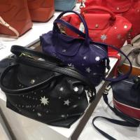ราคา Longchamp size s รุ่น limited ลดราคาเยอะมากๆคะ เหลือ 13,500 บาท (1671960158)