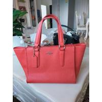 ราคา กระเป๋า coach แท้ 100% สีแดงพร้อมสายครอสบอดี้ (14646636599)