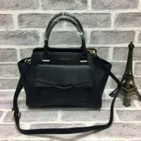 ราคา Charles & Keith Structured Trapeze Bag 2017 (Outlet) กระเป๋าแบรนด์เนม (375332784)