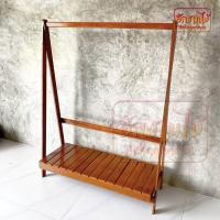 ราคา ฮักงานไม้ ราวตากผ้า ราวผ้าไม้สัก ที่ตากผ้า พับได้ 40*115*137 ซ.ม กว้าง*ลึก*สูง สีย้อม(อิฐ) clothes rail (19863291166)
