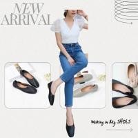 ราคา รองเท้าคัทชู หัวเหลี่ยม หนังแท้ (23088775467)
