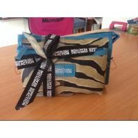 ราคา กระเป๋าใส่เครื่องสำอางค์ Kenneth Cole Reaction 2 ชิ้น แท้ (2902392184)