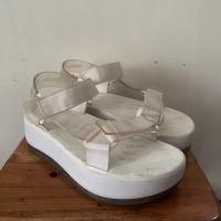 ราคา ไรเดอร์แพลตฟอร์ม Melissa papete (PL) (27465250348)