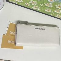 ราคา กระเป๋า MICHAEL KORS สีขาวของแท้ออกshop มีตำหนิปล่อยเทค่า (26207387913)