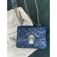 ราคา ส่งต่อกระเป๋าสะพายข้าง lyn สีกรม กระเป๋ามือสอง (25222057734)