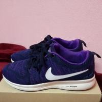 ราคา NIKE ZOOM AIR MAX มือสอง แท้ (6921332311)