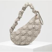 ราคา Carlyn cozy m สี Grey ใช้งานน้อย สภาพสวยค่ะ (26457016173)