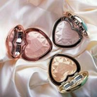 ราคา TOO FACED LOVE LIGHT PRISMATIC HIGHLIGHTER (238091888)