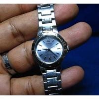 ราคา Casio Quartz นาฬิกาข้อมือผู้หญิง สายสแตนเลส รุ่น LTP-1177 มือสอง (16822647012)