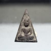 ราคา P609พระนางพญาหลวงพ่อจง วัดหน้าต่างนอก ปี 2500 พิมพ์หลังอุ เนื้อดิน จ.อยุธยา (41861100986)