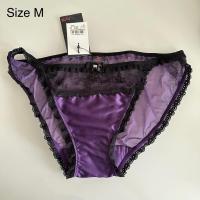 ราคา กางเกงใน Kyra ลายลูกไม้ สีม่วงดำ ของแท้ ไซส์L. Kyra Sexy underwear SizeM. License100% (25523202145)