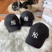 ราคา พร้อมส่ง [ใช้โค้ด30%ลด฿1,000] ของแท้‼️ MLB Captain Curved Adjustable Cap หมวกสีดำ ⚫️​⚫️​ โลโก้ NY (26118322128)