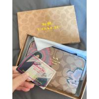 ราคา ของใหม่ พร้อมส่ง กระเป๋าตังค์ coach พร้อมกล่อง ถุงผ้าการ์ด (21888943747)