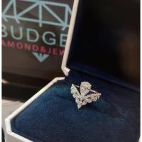 ราคา แหวนเพชรเรียงทรงหยดน้ำ ใช้เพชรประกบ (19761520968)