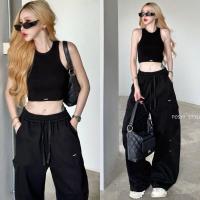 ราคา Posyy Style งานตามหา ทั้งชุด มือ 1 ป้ายห้อย ✅ - Set เสื้อกล้ามครอป ไหมพรม + กางเกงวอร์มทรงBaggy ☑️☑️ (42460808451)