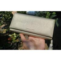 ราคา ของใหม่กระเป๋าสตางค์ใบยาวcharles&Keithแท้ (25016140096)
