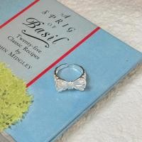 ราคา Winterwinter Jewelry Silver925 : เครื่องประดับเงินแท้ แหวนเงินแท้ แหวนรูปโบว์ ไซส์ 7( free size ) (22381098547)