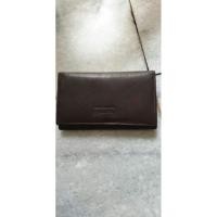 ราคา PRELOVED กระเป๋าสตางค์ใบยาวขนาดกลางสีน้ําตาล (8836207326)