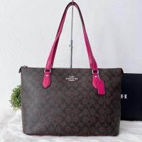 ราคา พร้อมส่งแท้% Coach Gallery Tote In Signature Canvas • Style No. CH504 (25021826364)