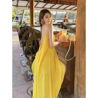 ราคา ชุดเที่ยวทะเลเซ็กซี่เปลือยแขวนชุดสตรีฤดูร้อนใหม่หลวม ก-เส้น กระโปรงอ่อนโยนสีเหลืองกระโปรงยาว (44556680589)