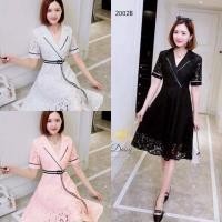 ราคา เดรส ผ้าลูกไม้คอปกแต่งผ้ากุด แขนสั้น คอทรงป้าย มีชิปหลัง (1637926240)