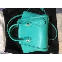 ราคา Used like new!!กระเป๋าlyn around แท้ สีเขียวมิ้น (1465876913)