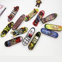 ราคา [WHST] สเก็ตบอร์ดนิ้วมืออาชีพสําหรับ Mini Fingerboards ปาร์ตี้ของเล่นสําหรับ Laruan (49805823780)