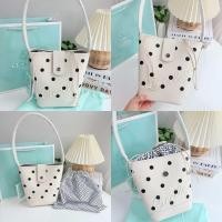 ราคา สไตล์ Modern Luxury รุ่น C1679 Polka Dots Bucket Bag CICELLE มีไว้ไม่ตกเทรนด์กับกระเป๋าทรงถังลายจุดยอดฮิต! (48101920047)