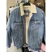 ราคา Denim Jacket with faux ของ pull& bear (29273305074)