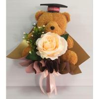 ราคา ช่อดอกไม้รับปริญา ตุ๊กตารับปริญญา ช่อตุ๊กตาหมีรับปริญญา ช่อดอกไม้ ขนาด กว้าง 28 ซม. สูง 37 ซม.(กุหลาบสีพีชดอกใหญ่) (19061901689)