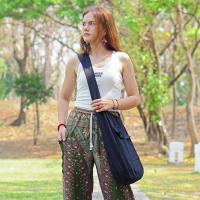 ราคา กระเป๋าสีย่ามดำ ย่ามขุย กระเป๋าย่าม ผ้าพื้นเมือง สีพื้น ย่ามเป็นขุย สะพายข้าง ผ้าพื้นเมือง พร้อมส่ง by YourCozy (28280421428)