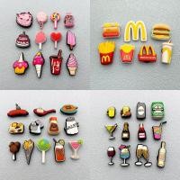 ราคา เบียร์และเครื่องดื่ม พร้อมอุปกรณ์เสริมรองเท้าหัวเข็มขัดจาก McDonald (47053467956)