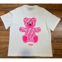 ราคา เสื้อยืดFendiไซต์12+รอบอก40นิ้วความยาวเสื้อ25นิ้วของแท้100%มือสองสภาพดีจ้า (26786025761)
