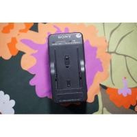 ราคา Sony AC-V615 Battery Charger (29261813783)