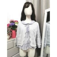 ราคา เสื้อคอบัว​ สีฟ้าอมเทา​ แต่งตาข่ายลูกไม้​ แบรนด์​ Axes​ Femme​ Size​ M​ (26763886064)