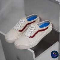 ราคา [ของแท้ ส่งไว จากไทย] VANS COMFORT OLD SKOOL MULE WHITE/RED (8480134257)