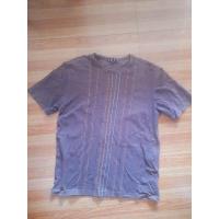 ราคา เสื้อยืด Elle size m แท้ 100% อกก่อนยืด 40 ได้ถึง 44 นื้ว ไหล่ 19 นิ้ว ยาว 26 นิ้ว (22173668775)