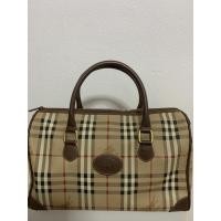 ราคา Burberry Speedy แคนวาส ไซส์ 35 มือสอง ของแท้ พร้อมถุงผ้า (11845548572)