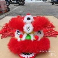 ราคา โรงงานขายตรงโยนเด็กพลาสติกสิงโตเต้นรําหัวสิงโตเด็กอนุบาลอุปกรณ์ประกอบฉากของเล่น20เซนติเมตรสิงโตน้อยเต้นรํา ซบา (51555645983)