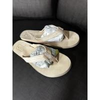 ราคา VANS/Size 38 รองเท้าแตะสภาพสวยสีชมพูพาสเทลใส่ชิลล์ชิลล์น่ารักเก็บได้เก็บนะคะหายากมากค่ะ (28226063388)