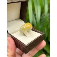 ราคา แหวนหยกน้ำผึ้ง พม่า เนื้อดี สีสวย เบอร์56-58 (25491806243)