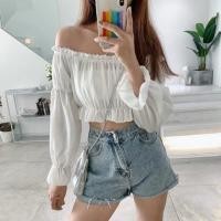 ราคา เสื้อครอปแขนยาวปาดไหล่สีขาวแขนพองจั๊มช่วงแขนระบายช่วงอก และเอว (5900594544)